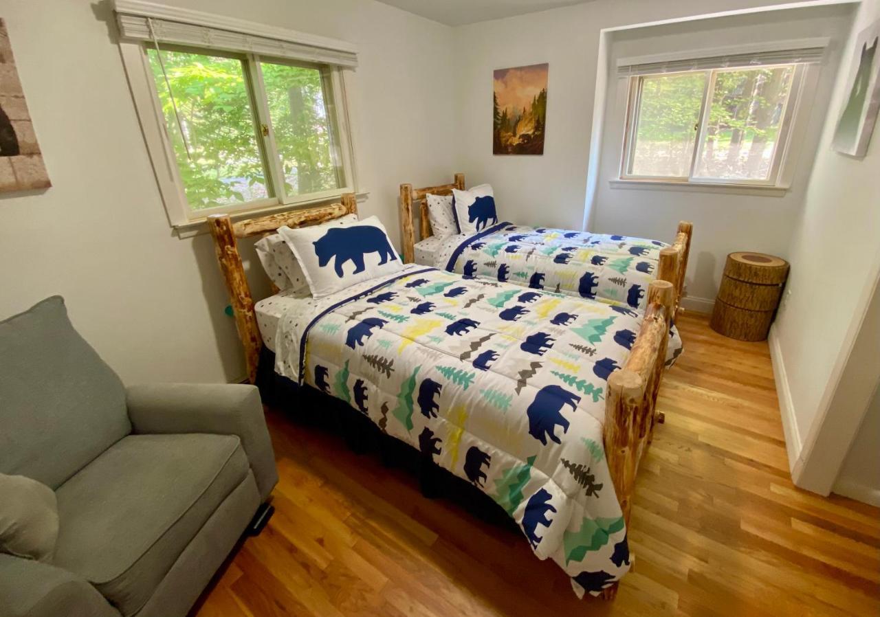 Escape To A 3-Bedroom Cabin In Lower Catskills Woodridge Esterno foto